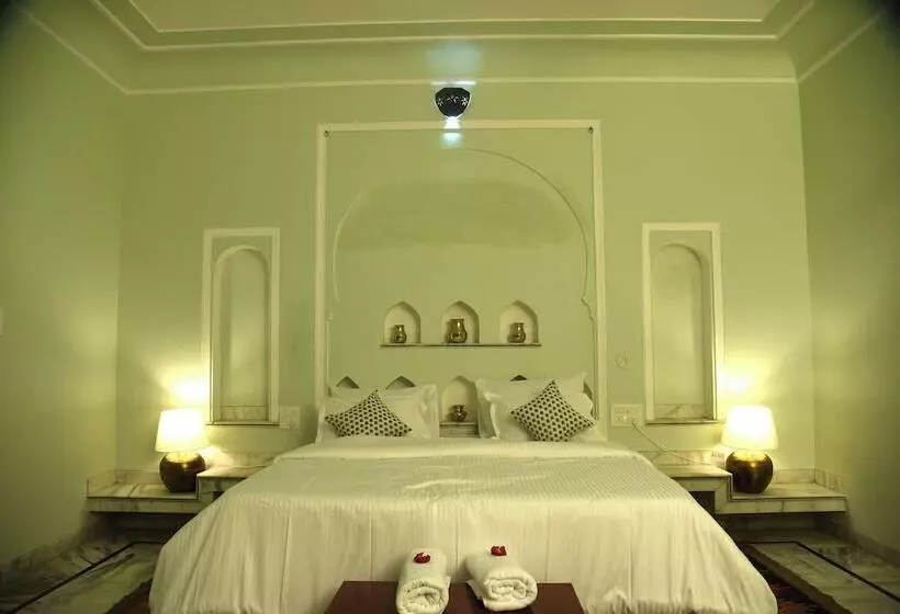 ホテル Fort Chabariya