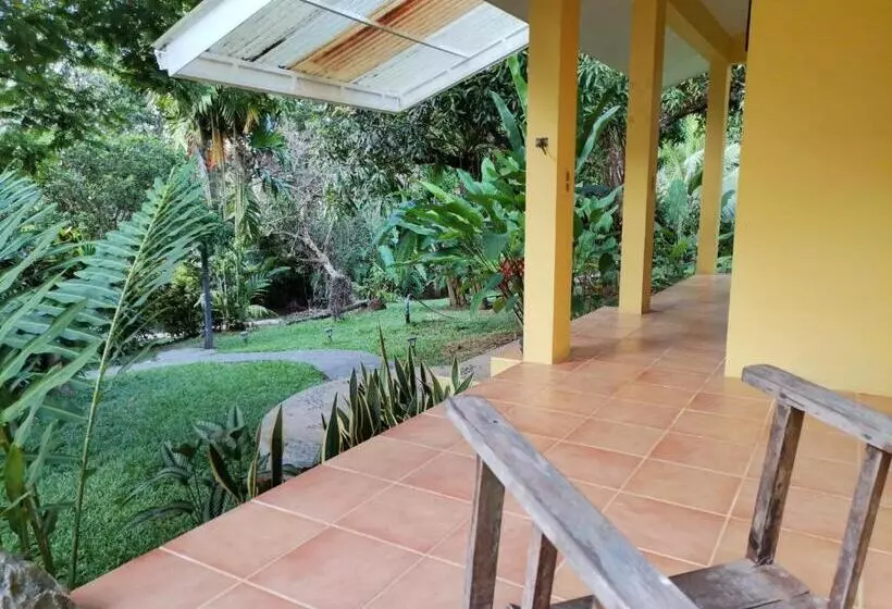 Hotelli Mira Olas Cabins