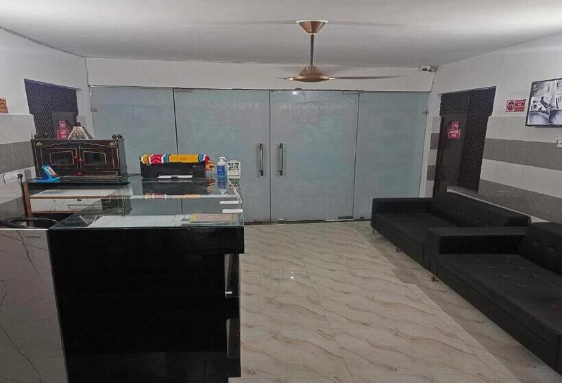 فندق Oyo Dixit Gest House