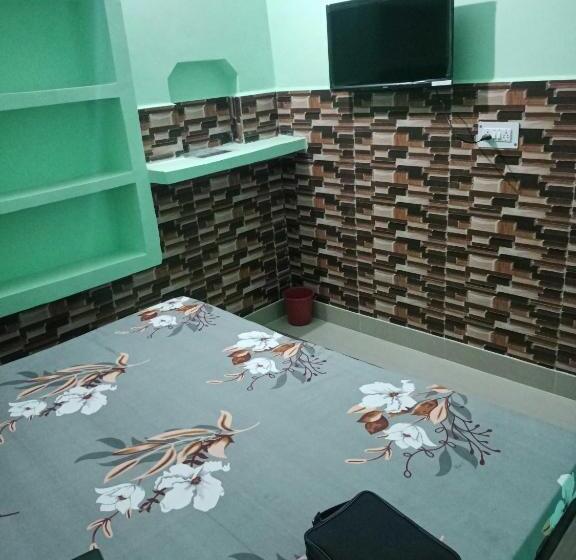 فندق Oyo Dixit Gest House