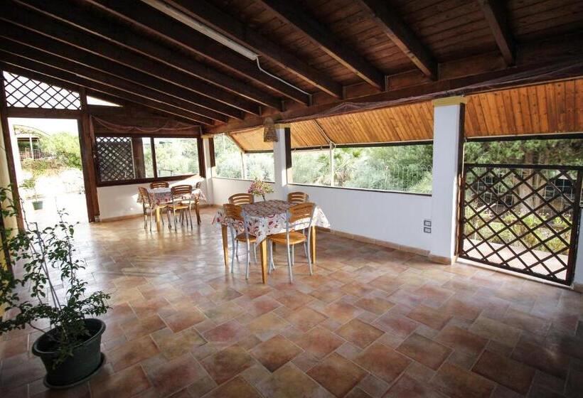 بنسيون Il Lentischio