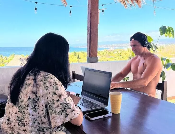 Punta Kai Hotel & Hostal