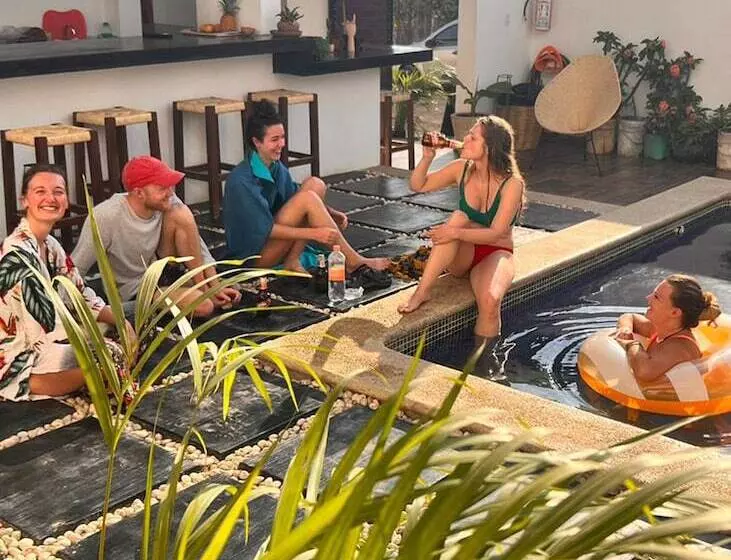 Punta Kai Hotel & Hostal