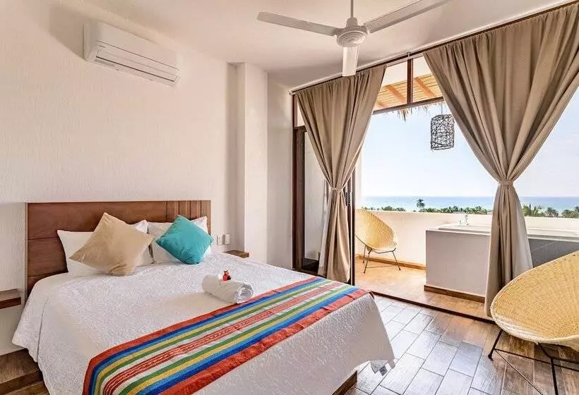 Punta Kai Hotel & Hostal