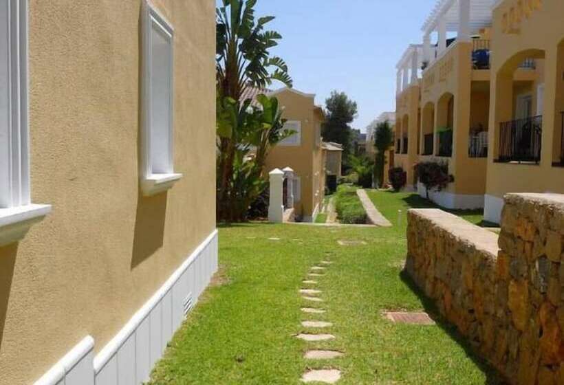 Apartamentos Serviden Augusta La Sella