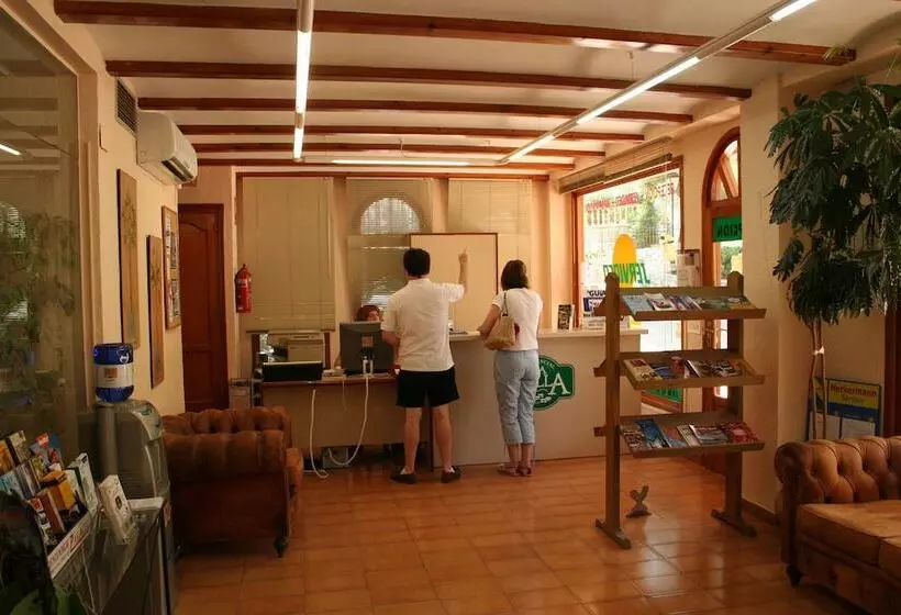 Apartamentos Serviden Augusta La Sella