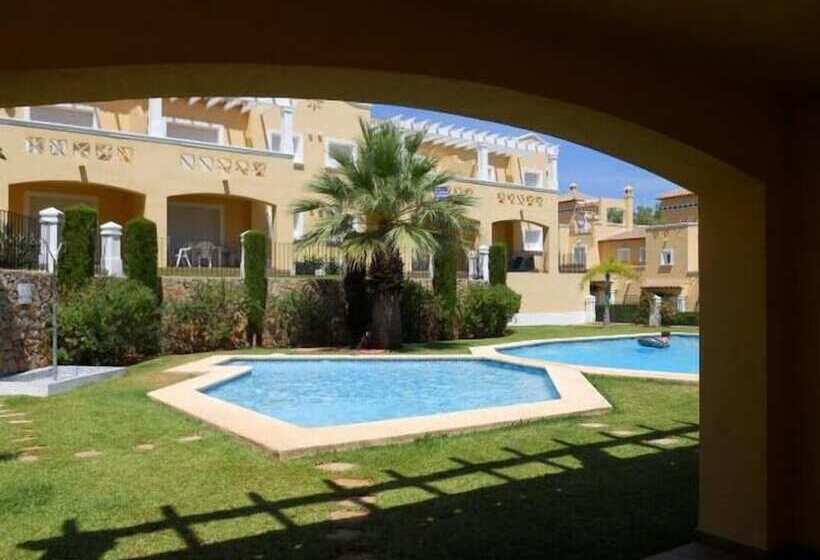 Apartamentos Serviden Augusta La Sella