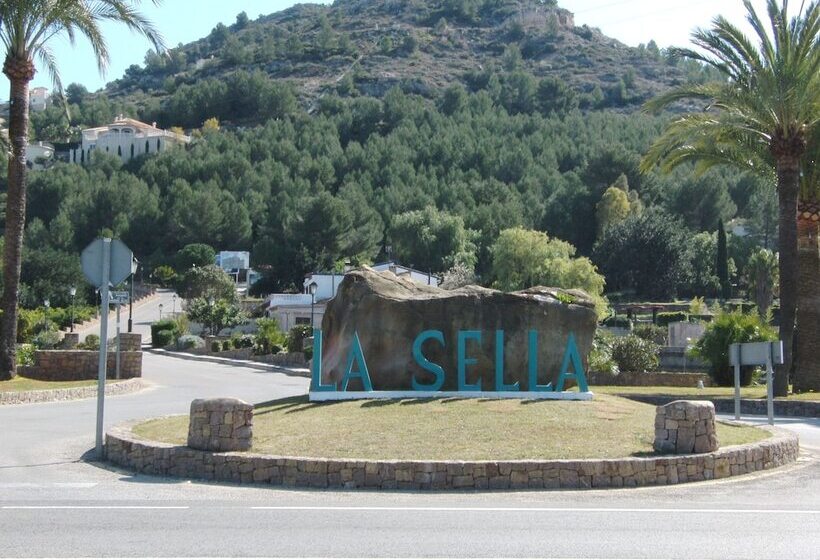 Apartamentos Serviden Augusta La Sella