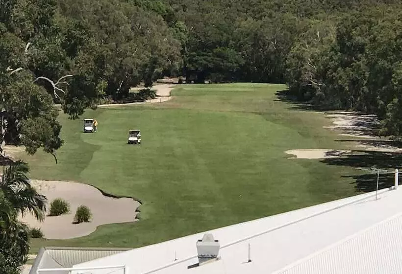 Fairways Golf & Beach Retreat Bribie Island