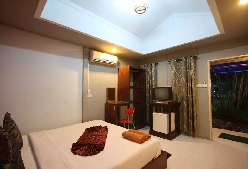 בית מלון כפרי Baan Dahla Resort