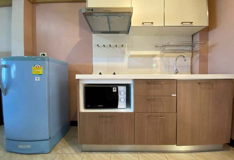 فندق Baan Kongdee Sunset Resort Kata