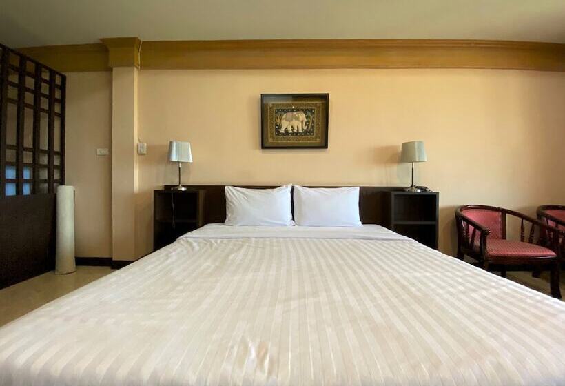 فندق Baan Kongdee Sunset Resort Kata