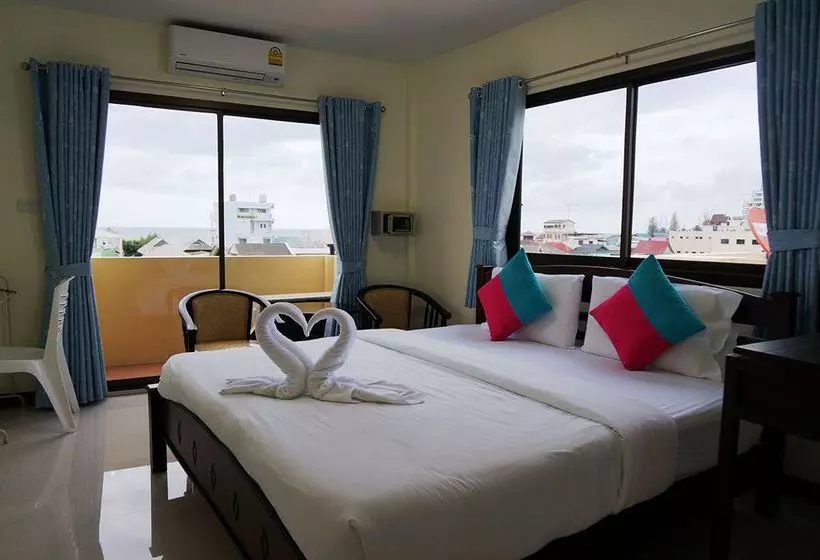 בית מלון כפרי Baan Taweesuk Guest House