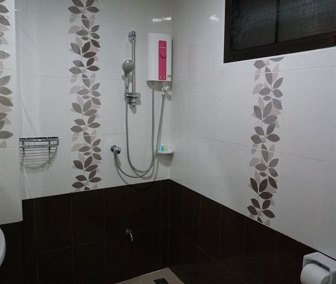 هتل Baan Taweesuk Guest House