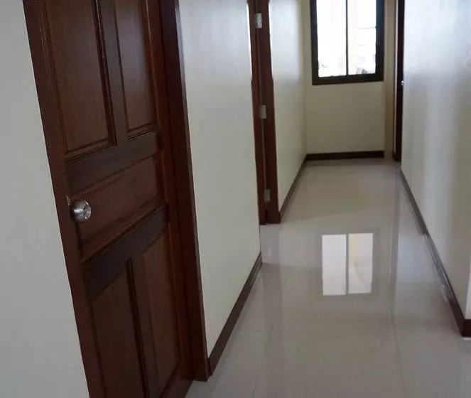 בית מלון כפרי Baan Taweesuk Guest House