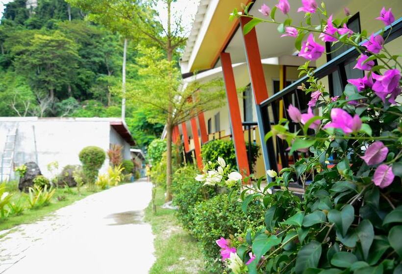 בית מלון כפרי Chongkhao Resort  Phi Phi Island