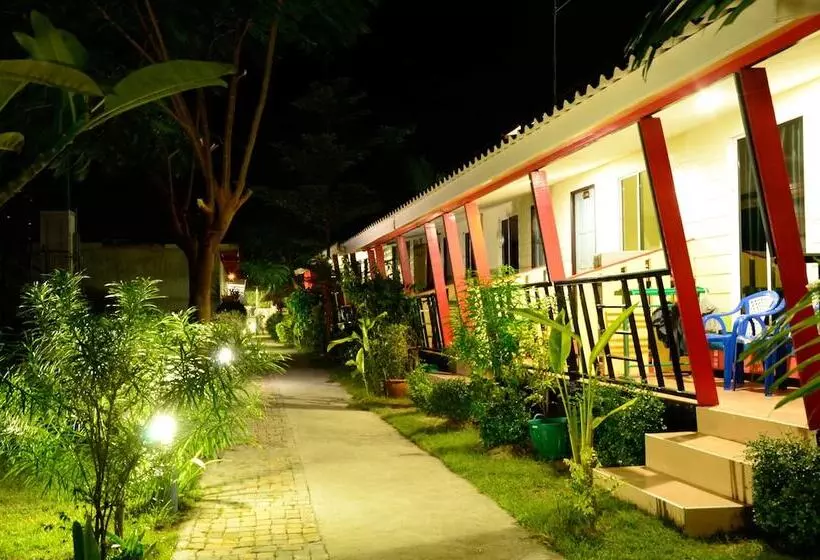 בית מלון כפרי Chongkhao Resort  Phi Phi Island