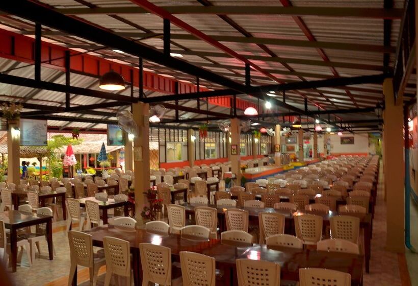 בית מלון כפרי Chongkhao Resort  Phi Phi Island