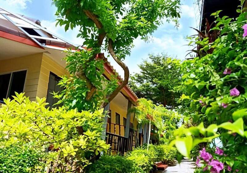 בית מלון כפרי Chongkhao Resort  Phi Phi Island