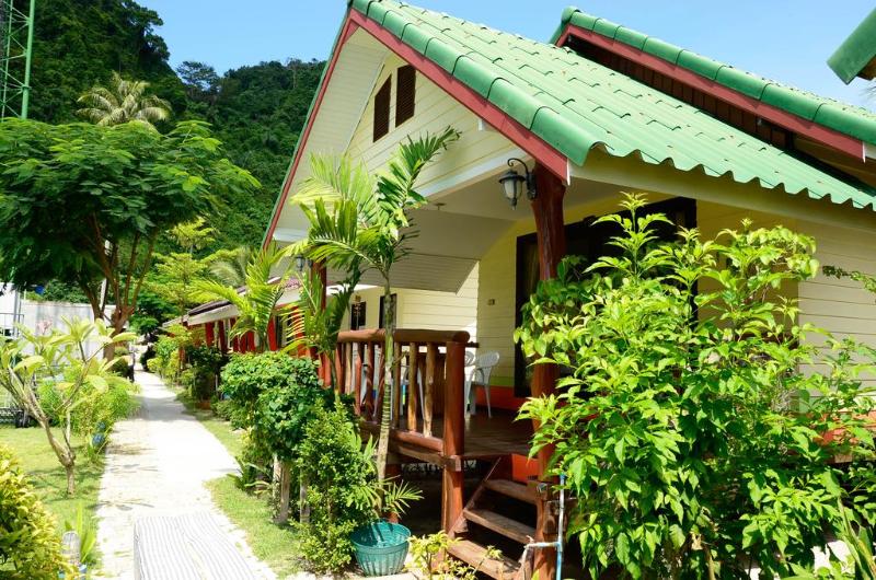 בית מלון כפרי Chongkhao Resort  Phi Phi Island