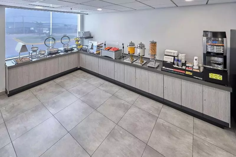 فندق City Express Junior By Marriott Toluca Aeropuerto