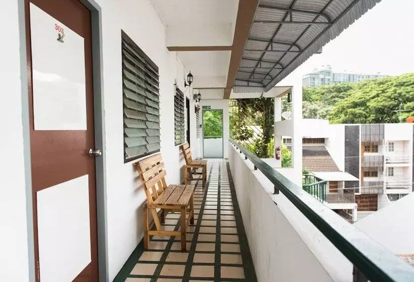 هتل Dutch Guesthouse