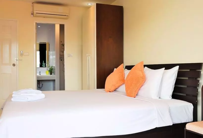 酒店 Glitter House