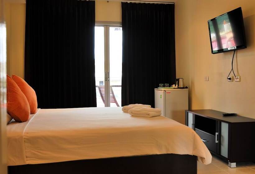 酒店 Glitter House