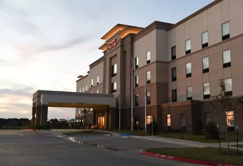 Hotelli Hampton Inn & Suites Huntsville