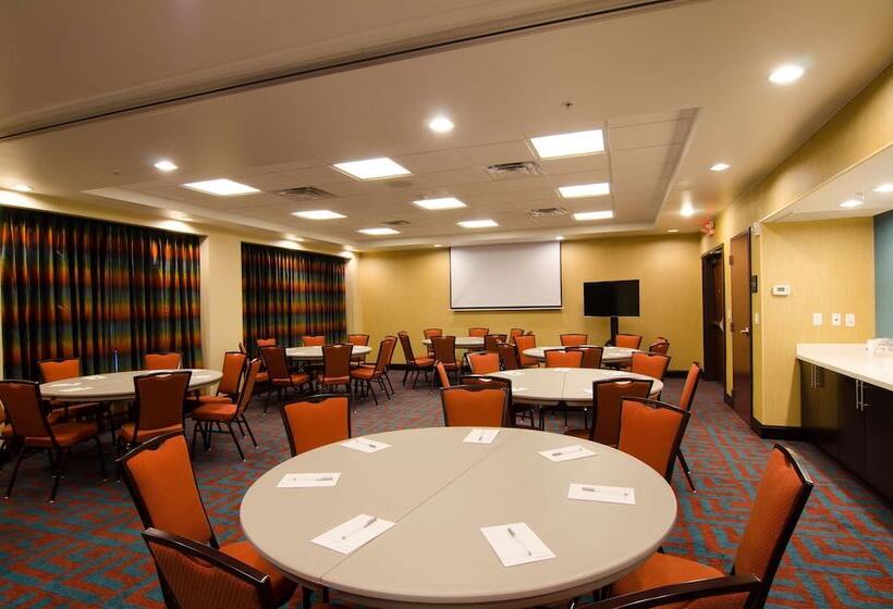 호텔 Hampton Inn & Suites Huntsville