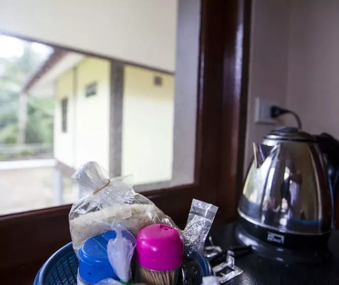 בית מלון כפרי Hin Bhai Resort