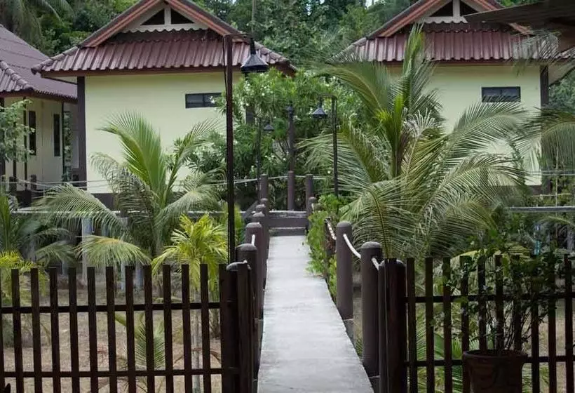 בית מלון כפרי Hin Bhai Resort