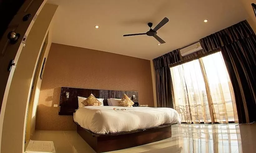 Hotelli Mellow Space Boutique Rooms