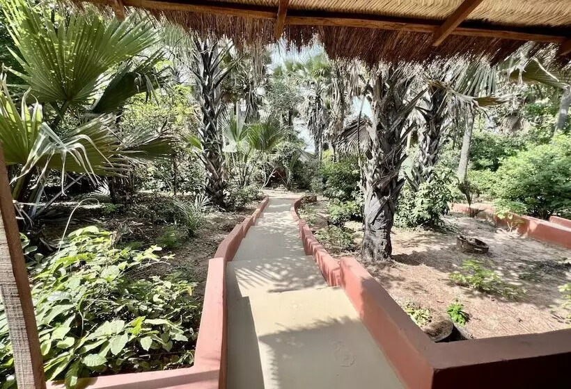 هتل Nemasu Ecolodge