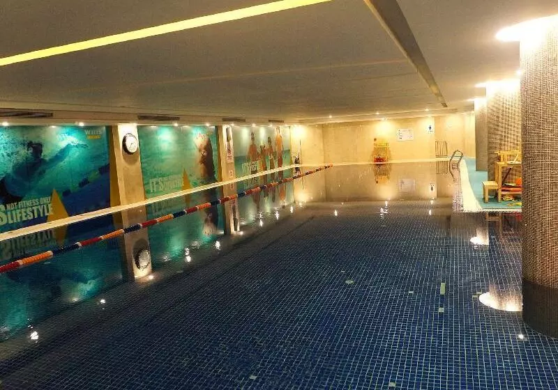 Royal Century Hotel Shanghai