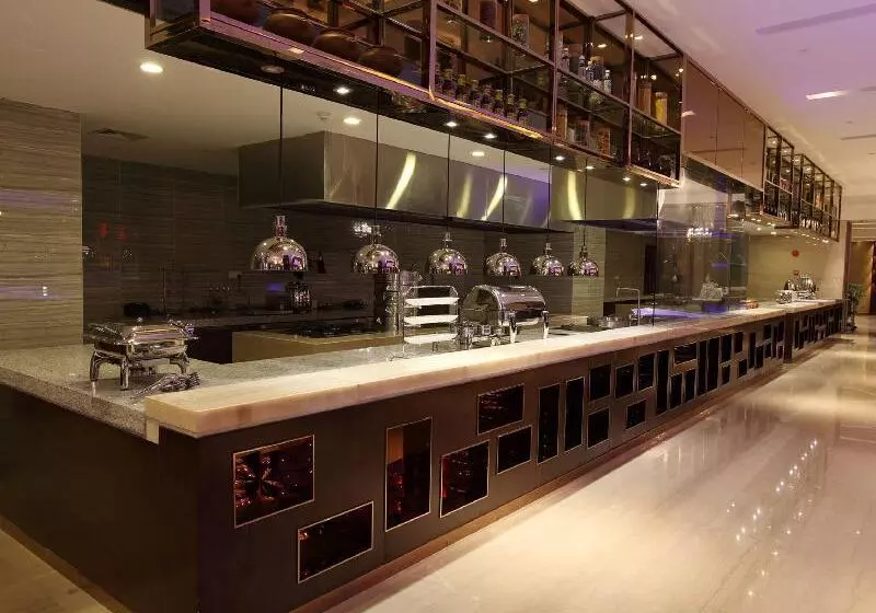 Royal Century Hotel Shanghai