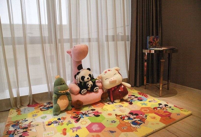 Royal Century Hotel Shanghai