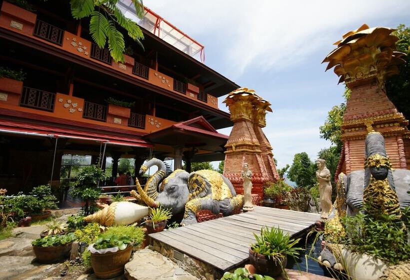 Отель Sea Breeze Resort   Sha Plus