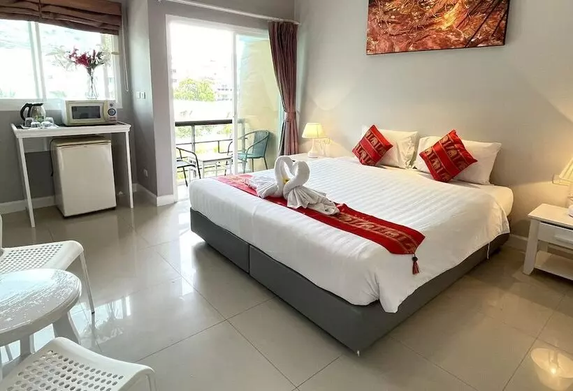 هتل Thalassa Pool Kata Beach