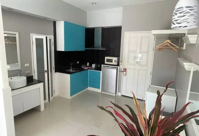 هتل Thalassa Pool Kata Beach