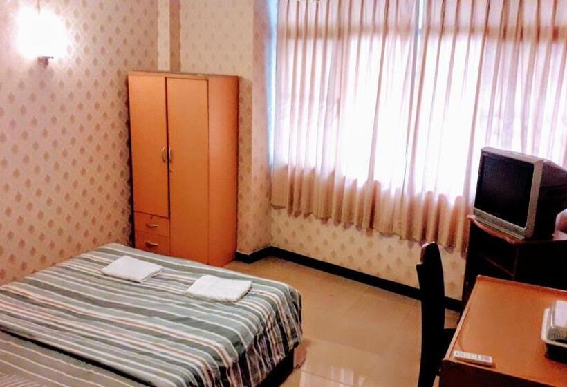 בית מלון כפרי The Encore