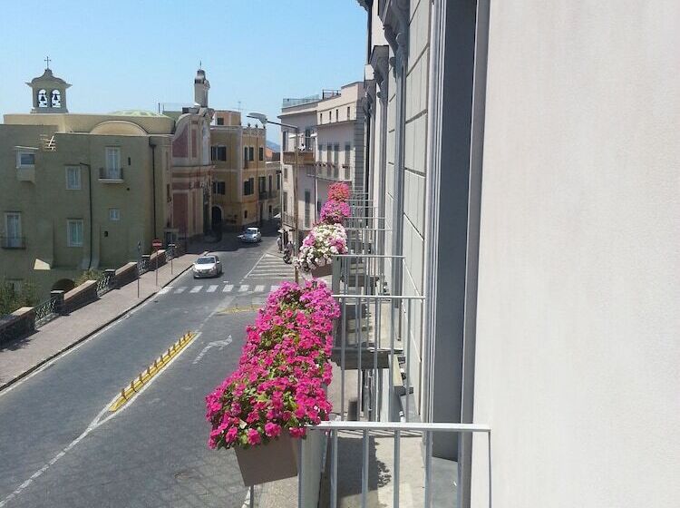 Отель Villa Avellino Historic Residence