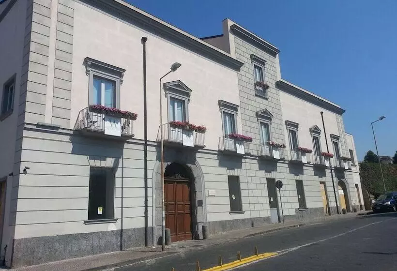 Отель Villa Avellino Historic Residence