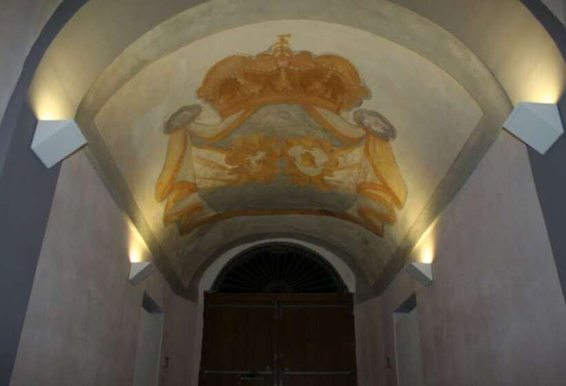 Отель Villa Avellino Historic Residence