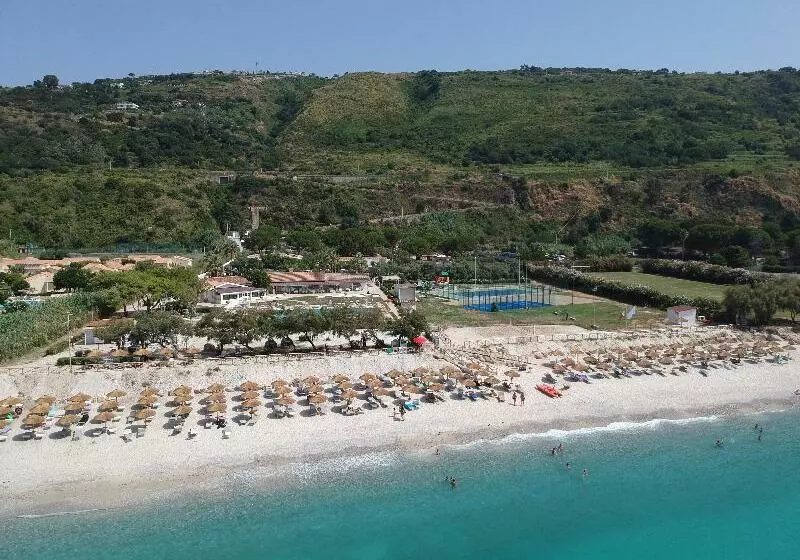 酒店 Voi Tropea Beach Resort