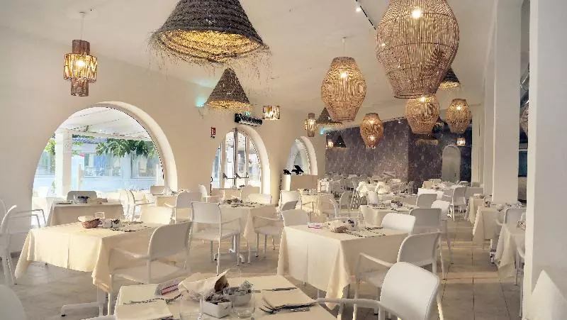 酒店 Voi Tropea Beach Resort