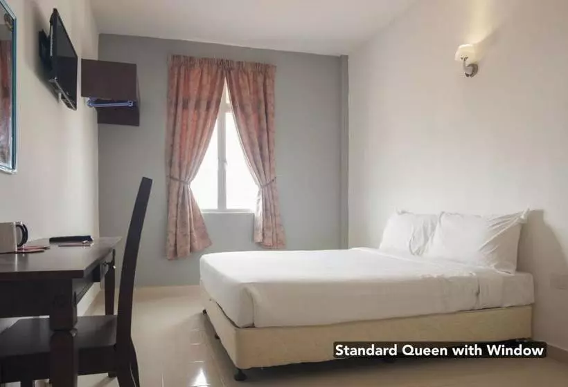 Отель Senyum Inn