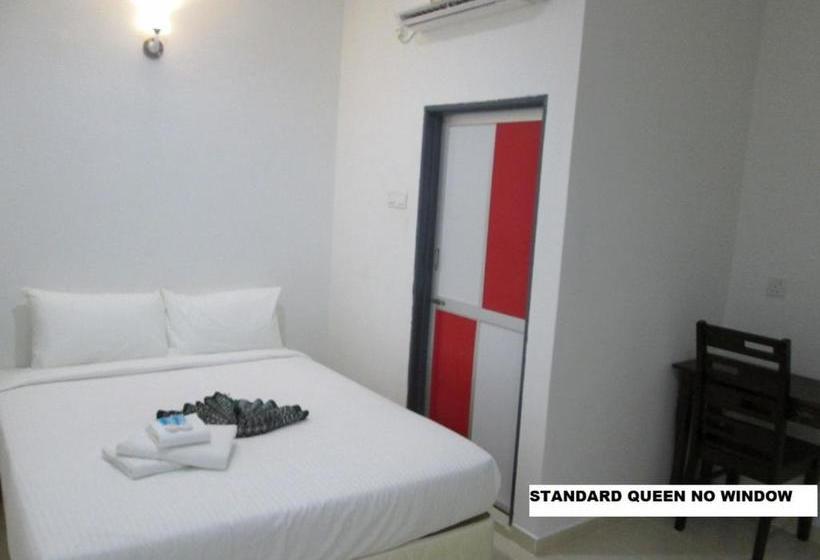 ホテル Senyum Inn