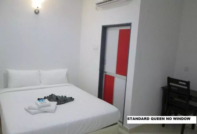 Отель Senyum Inn