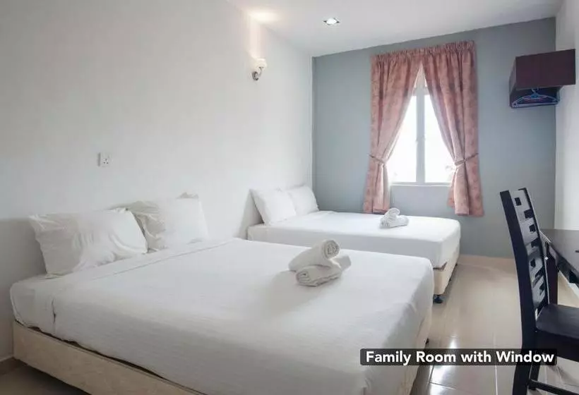 Отель Senyum Inn